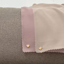 Load image into Gallery viewer, Flo in cameo