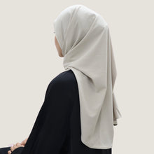 Load image into Gallery viewer, W-Ironless in cloudy