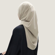 Load image into Gallery viewer, W-Ironless in spring