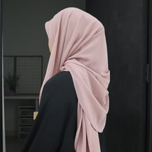 Load image into Gallery viewer, Olina in figs