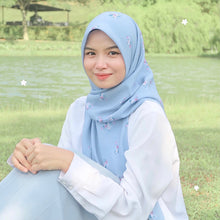 Load image into Gallery viewer, Popy in slate blue