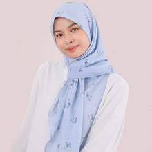 Load image into Gallery viewer, Popy in powder blue