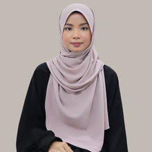 Load image into Gallery viewer, On The Go in oct