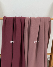 Load image into Gallery viewer, On The Go in may