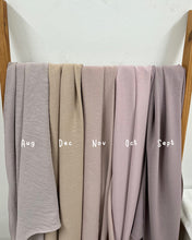 Load image into Gallery viewer, On The Go in dec