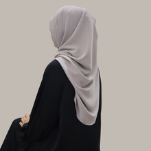 Load image into Gallery viewer, Dream in light taupe